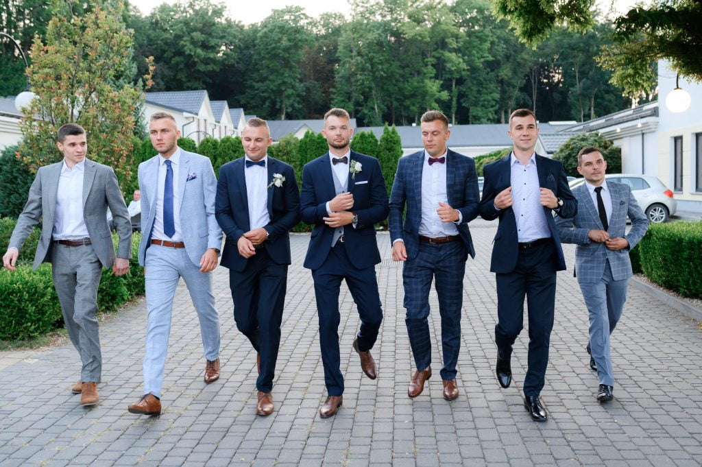niepowtarzalne-reportaże-ślubne-Fotograf-ślubny-Lublin-Zamość-Łuków-Puławy-Opole-Lubelskie-Chełm-Lipsko-Zwoleń-Ostrowiec-Świętokrzyski-Kraków-i-cały-świat Zdjęcia, które opowiadają historię. Odkrywaj piękno Lublina Warszawy przez moje obiektywy. Zapraszam do podróży w świat zdjęć. Sesje plenerowe w magicznych zakątkach Lublina/Warszawy - fotograf Lublin - Fotograf Warszawa
