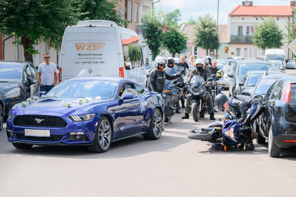 Zdjęcia, które opowiadają historię. Odkrywaj piękno Lublina Warszawy przez moje obiektywy. Zapraszam do podróży w świat zdjęć. Sesje plenerowe w magicznych zakątkach Lublina/Warszawy - fotograf Lublin - Fotograf Warszawa