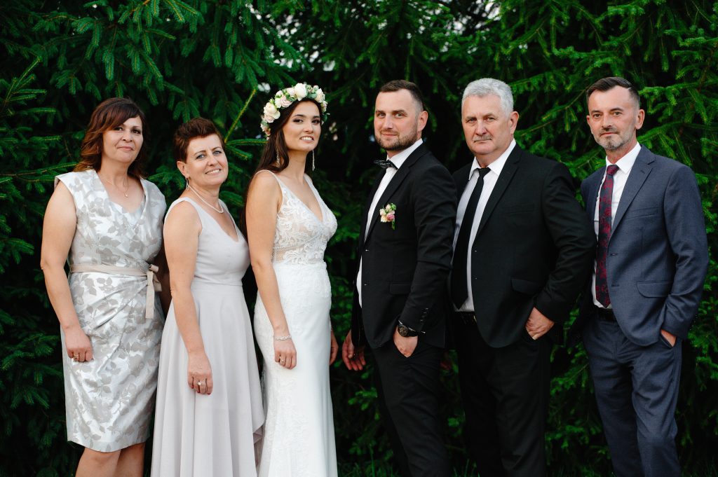 niepowtarzalne-reportaże-ślubne-Fotograf-ślubny-Lublin-Zamość-Łuków-Puławy-Opole-Lubelskie-Chełm-Lipsko-Zwoleń-Ostrowiec-Świętokrzyski-Kraków-i-cały-świat Zdjęcia, które opowiadają historię. Odkrywaj piękno Lublina Warszawy przez moje obiektywy. Zapraszam do podróży w świat zdjęć. Sesje plenerowe w magicznych zakątkach Lublina/Warszawy - fotograf Lublin - Fotograf Warszawa