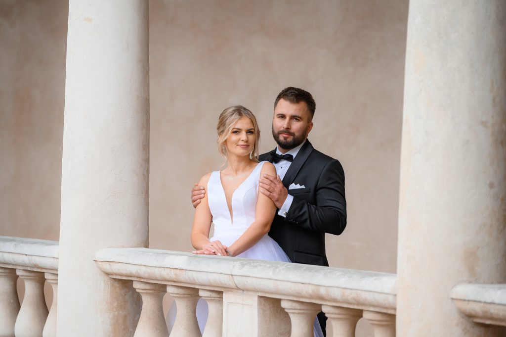 niepowtarzalne-reportaże-ślubne-Fotograf-ślubny-Lublin-Zamość-Łuków-Puławy-Opole-Lubelskie-Chełm-Lipsko-Zwoleń-Ostrowiec-Świętokrzyski-Kraków-i-cały-świat Zdjęcia, które opowiadają historię. Odkrywaj piękno Lublina Warszawy przez moje obiektywy. Zapraszam do podróży w świat zdjęć. Sesje plenerowe w magicznych zakątkach Lublina/Warszawy - fotograf Lublin - Fotograf Warszawa
