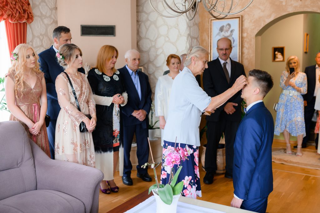 Zdjęcia, które opowiadają historię. Odkrywaj piękno Lublina Warszawy przez moje obiektywy. Zapraszam do podróży w świat zdjęć. Sesje plenerowe w magicznych zakątkach Lublina/Warszawy - fotograf Lublin - Fotograf Warszawa