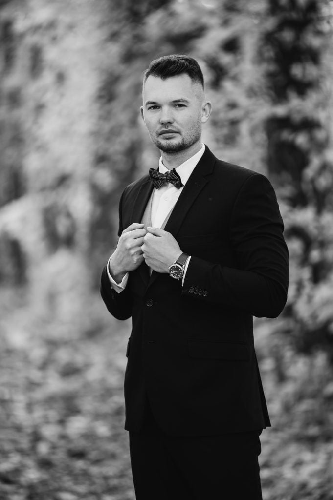 niepowtarzalne-reportaże-ślubne-Fotograf-ślubny-Lublin-Zamość-Łuków-Puławy-Opole-Lubelskie-Chełm-Lipsko-Zwoleń-Ostrowiec-Świętokrzyski-Kraków-i-cały-świat Zdjęcia, które opowiadają historię. Odkrywaj piękno Lublina Warszawy przez moje obiektywy. Zapraszam do podróży w świat zdjęć. Sesje plenerowe w magicznych zakątkach Lublina/Warszawy - fotograf Lublin - Fotograf Warszawa