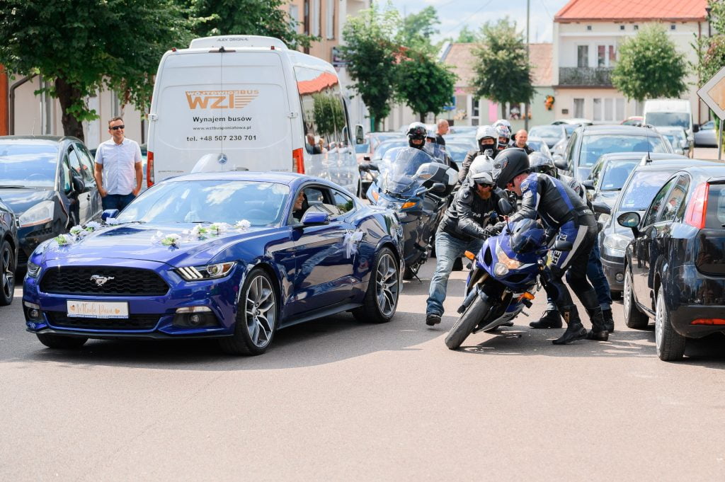 piękna sesja ślubna w wykonaniu profesjonalnego fotografa z lublina