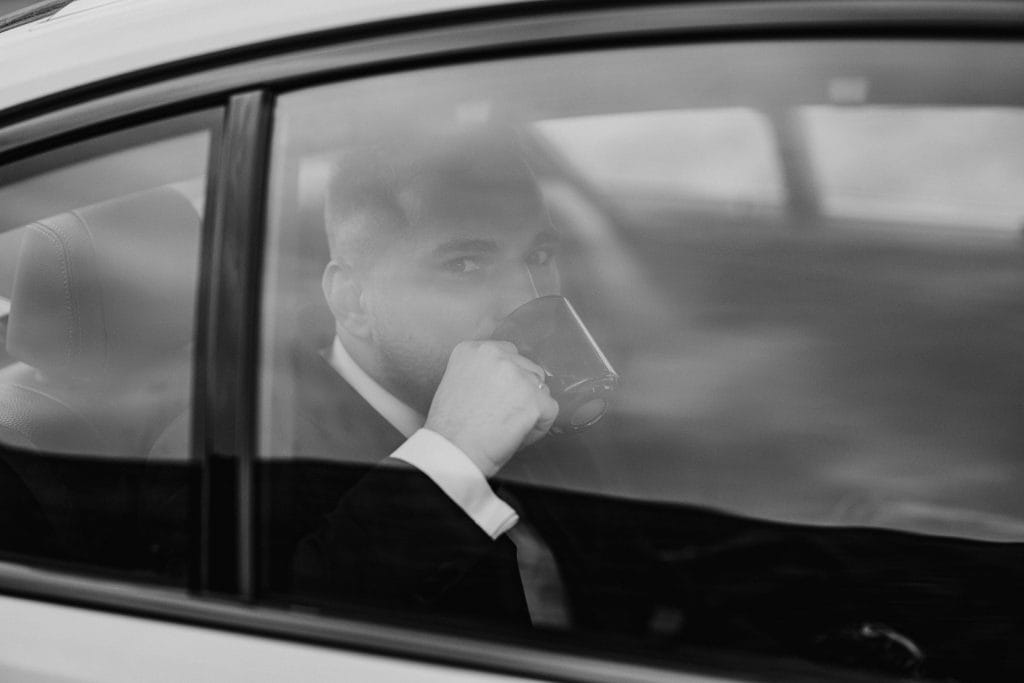 Profesjonalna fotografia ślubna – reportaż i sesja plenerowa realizowana przez fotografa z Lublina i Warszawy.