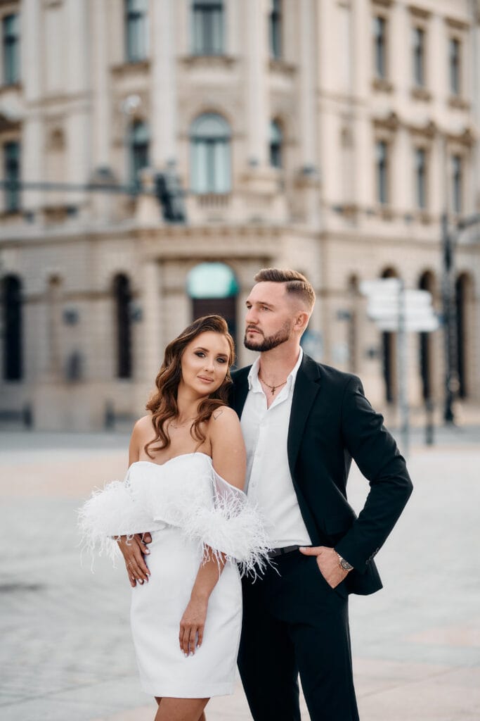 niepowtarzalne-reportaże-ślubne-Fotograf-ślubny-Lublin-Zamość-Łuków-Puławy-Opole-Lubelskie-Chełm-Lipsko-Zwoleń-Ostrowiec-Świętokrzyski-Kraków-i-cały-świat Profesjonalna fotografia ślubna – reportaż i sesja plenerowa realizowana przez fotografa z Lublina i Warszawy.