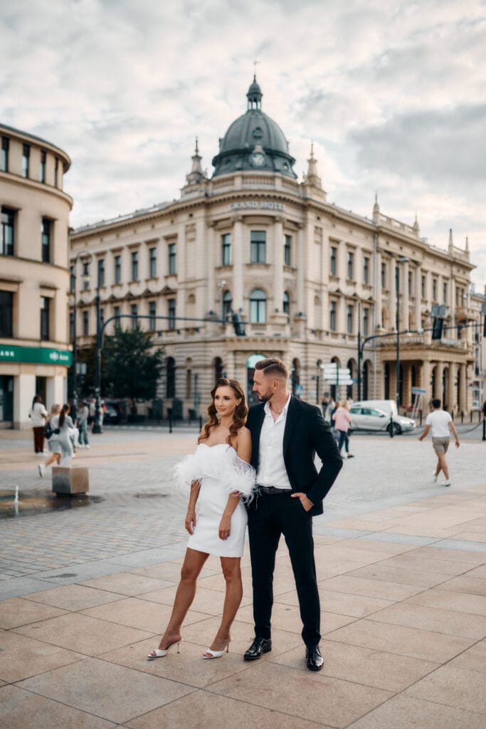 niepowtarzalne-reportaże-ślubne-Fotograf-ślubny-Lublin-Zamość-Łuków-Puławy-Opole-Lubelskie-Chełm-Lipsko-Zwoleń-Ostrowiec-Świętokrzyski-Kraków-i-cały-świat Profesjonalna fotografia ślubna – reportaż i sesja plenerowa realizowana przez fotografa z Lublina i Warszawy.