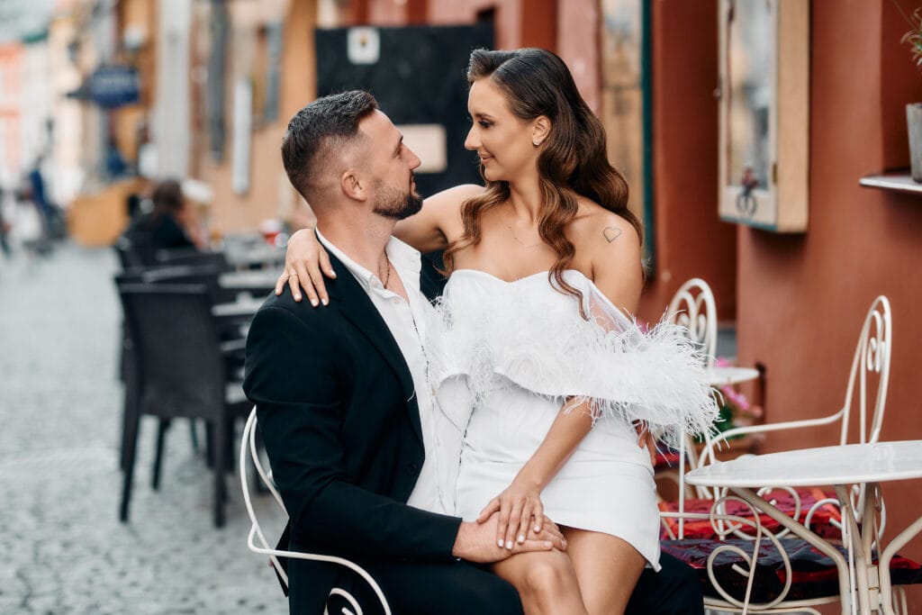 niepowtarzalne-reportaże-ślubne-Fotograf-ślubny-Lublin-Zamość-Łuków-Puławy-Opole-Lubelskie-Chełm-Lipsko-Zwoleń-Ostrowiec-Świętokrzyski-Kraków-i-cały-świat Profesjonalna fotografia ślubna – reportaż i sesja plenerowa realizowana przez fotografa z Lublina i Warszawy.