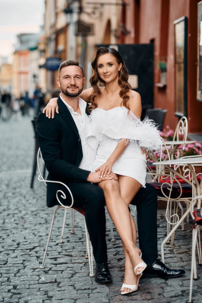 niepowtarzalne-reportaże-ślubne-Fotograf-ślubny-Lublin-Zamość-Łuków-Puławy-Opole-Lubelskie-Chełm-Lipsko-Zwoleń-Ostrowiec-Świętokrzyski-Kraków-i-cały-świat Profesjonalna fotografia ślubna – reportaż i sesja plenerowa realizowana przez fotografa z Lublina i Warszawy.