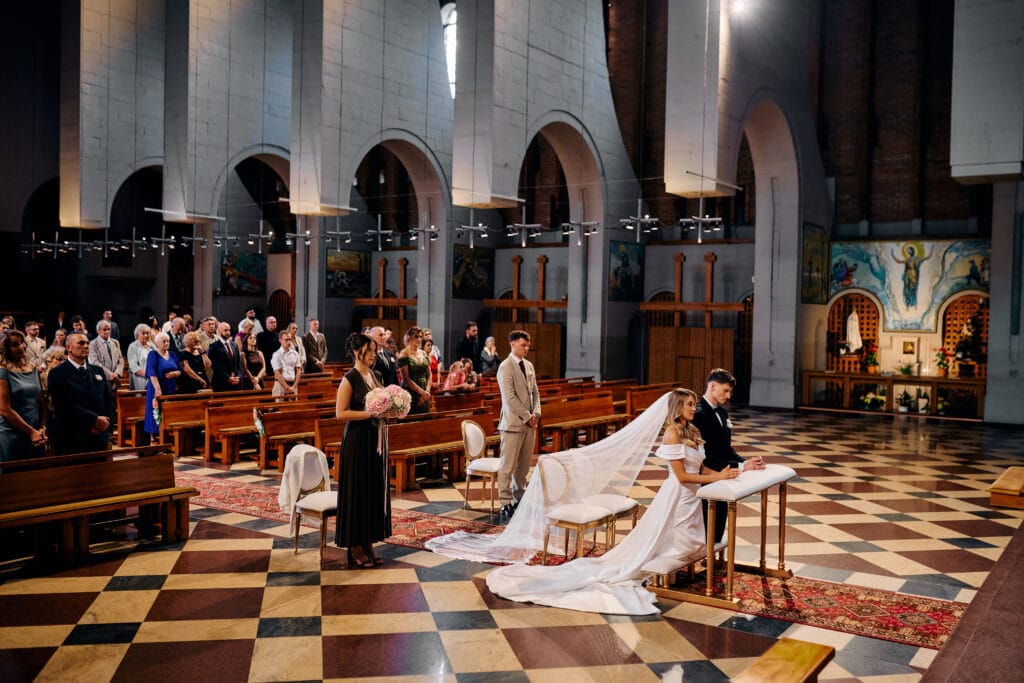 Fotograf ślubny Rzeszów Karol Woś reportaż w kościele