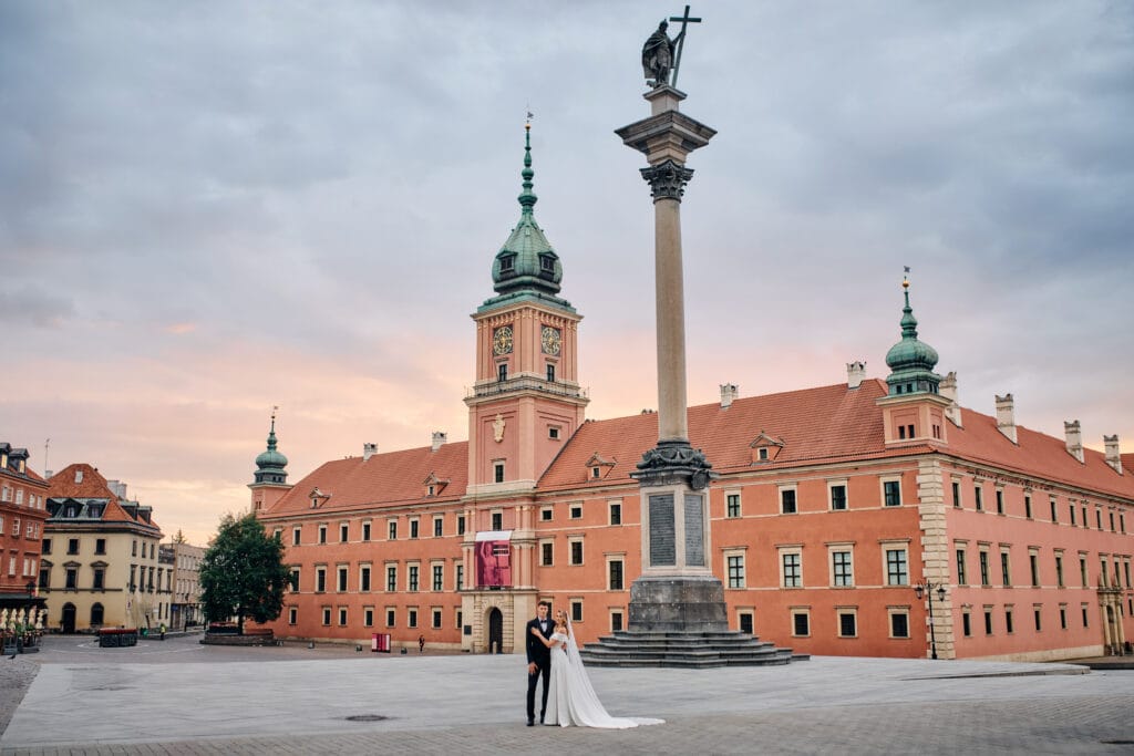 Miejsca na sesję w Lublinie – klimatyczne zdjęcia na Starym Mieście. Warszawa Stare Miasto